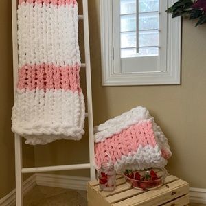 Strawberry shortcake  chunky blanket